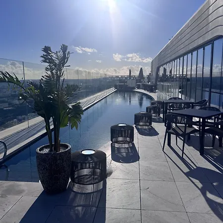 Mercury Tower 508 Lägenhet