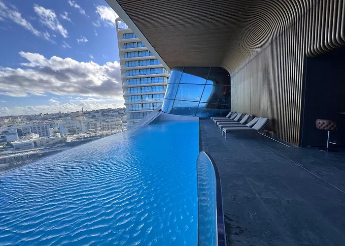 Apartment Mercury Tower 508 Saint Julian's