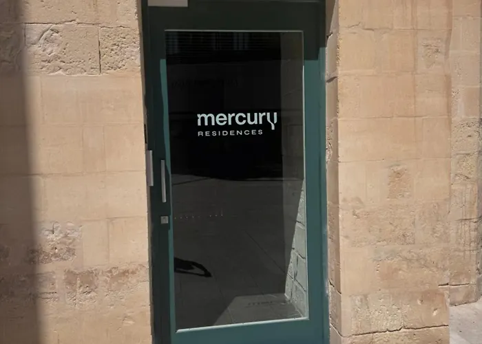 Mercury Tower 508 Lägenhet *