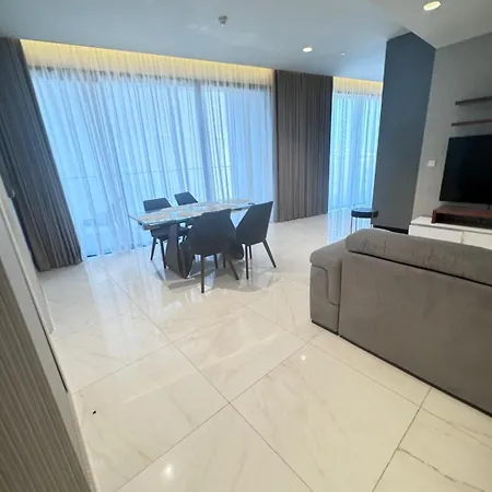 Mercury Tower 508 Διαμέρισμα