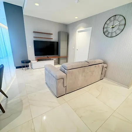 Mercury Tower 508 * Saint Julian's